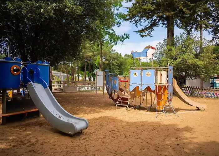 Mobile 749 6pers Bois Dormant *